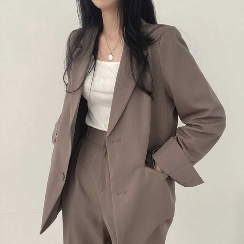 Gestructureerde en chique dames set met comfortabele blazer en broek