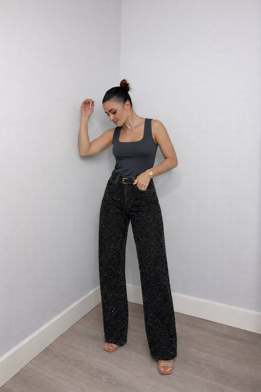 Jean denim pailleté tendance pour femmes avec pantalons larges et taille haute