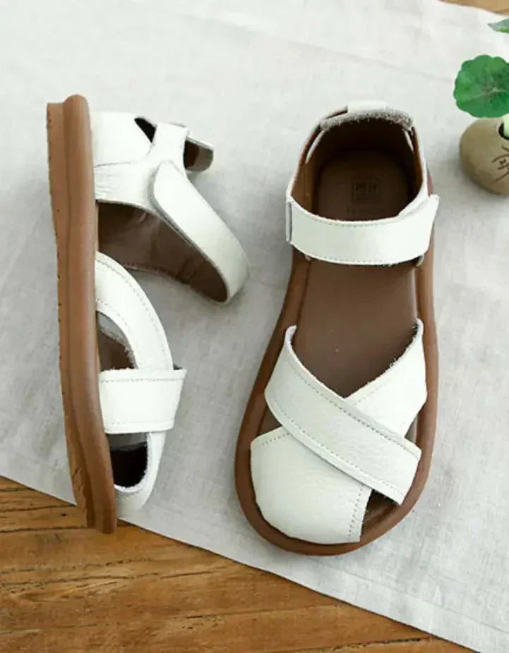 Andreja | Sandales fermées confortables avec brides croisées