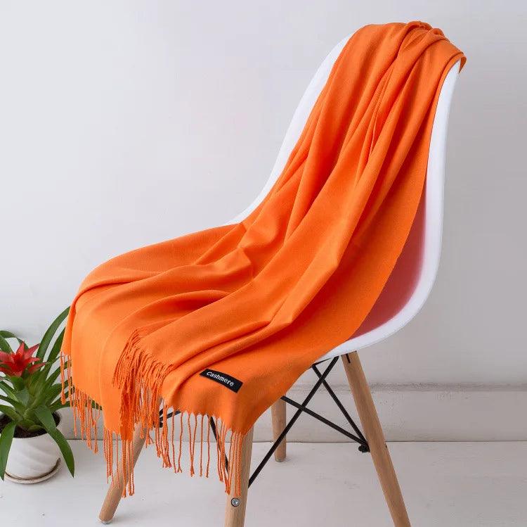 Écharpe en cachemire chaude et luxueuse avec franges