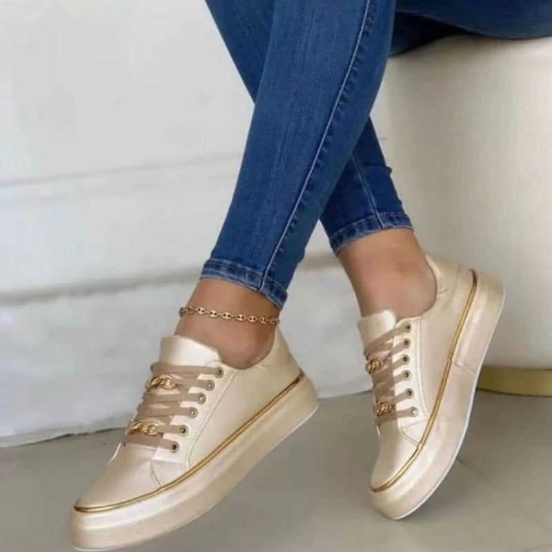 Baskets orthopédiques pour femmes avec lacets et semelle basse