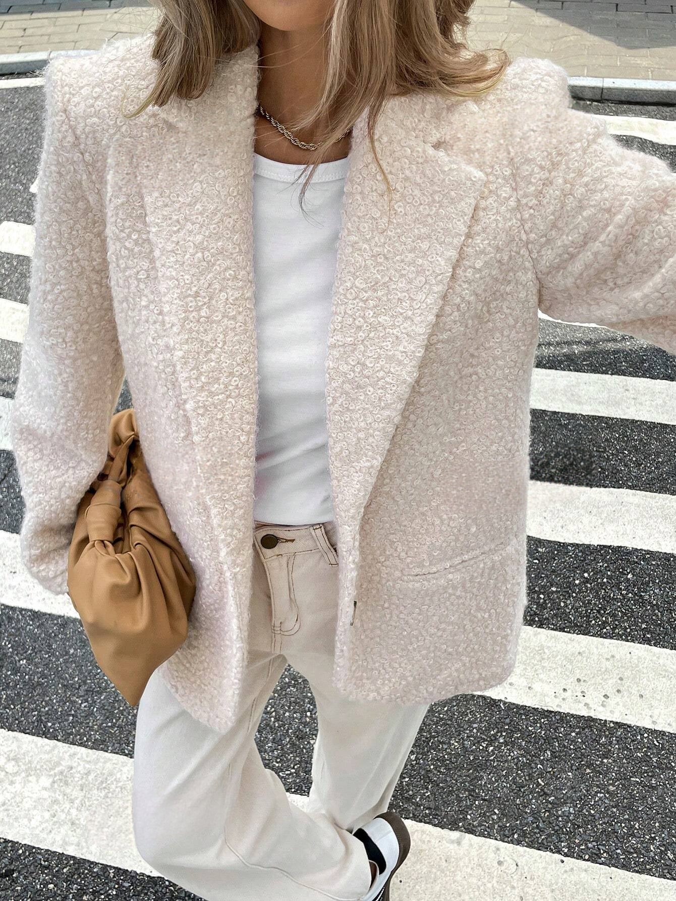 Baia | Bouclé Blazer met Luxe Textuur