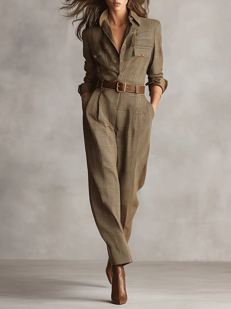 Combinaison tendance pour femmes avec jambes larges et ceinture