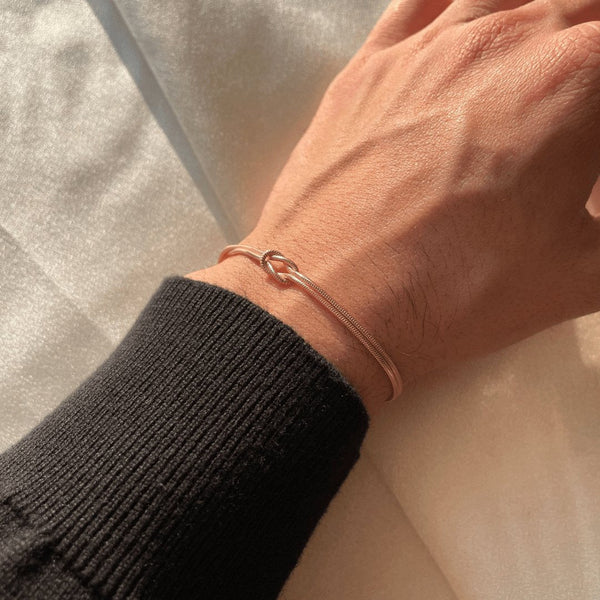 Taisha | Minimalistyczna bransoletka z detalem w formie guzika