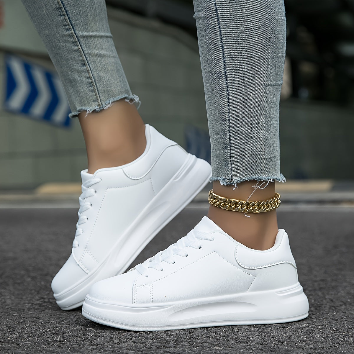 Witte Comfortabele Dames Sneakers met Dikke Zool