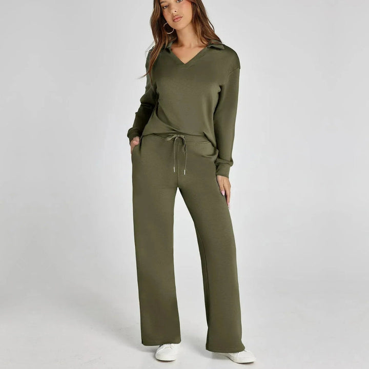 Eline | Ensemble lounge luxueux avec pantalon confortable et col en V