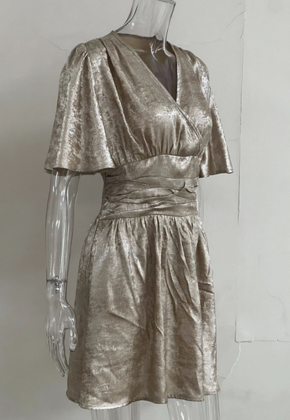 Daphne | Goudkleurige Elegante Mini Jurk