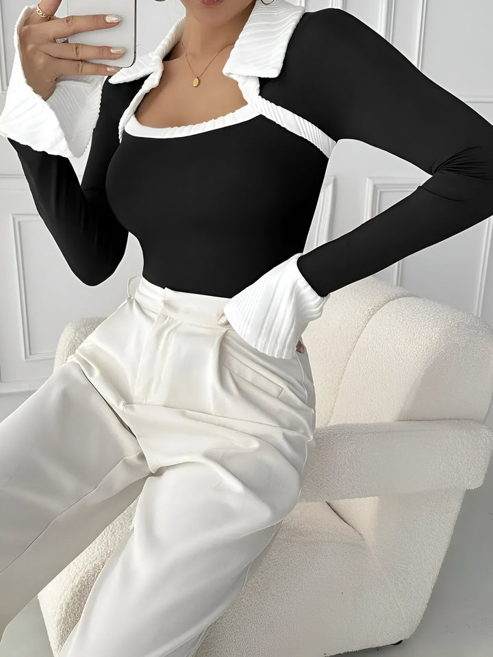 Pia | Contrasting top with collar and pleated cuffs