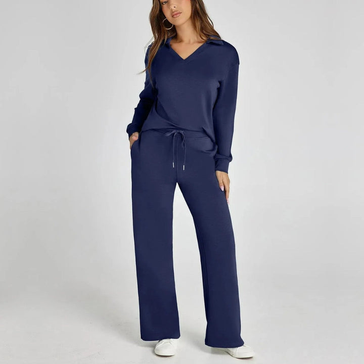 Eline | Ensemble lounge luxueux avec pantalon confortable et col en V