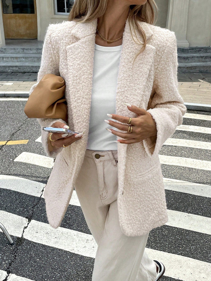 Baia | Bouclé Blazer met Luxe Textuur