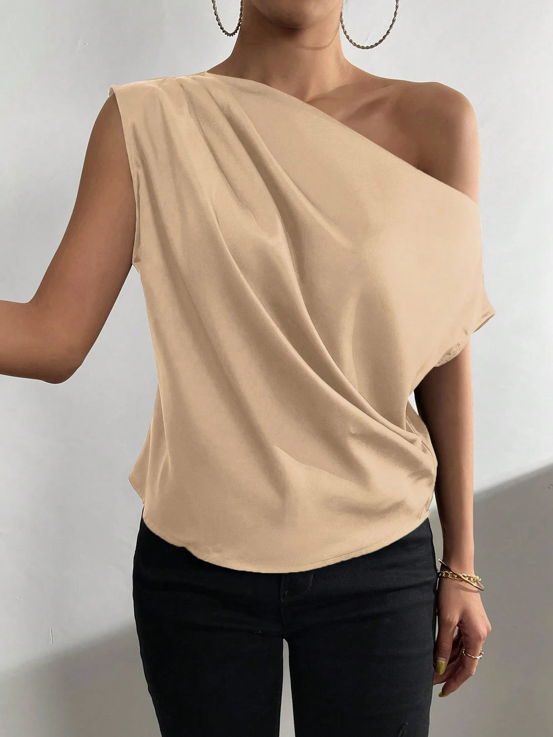 Beige Luxe Dames One Shoulder Blouse