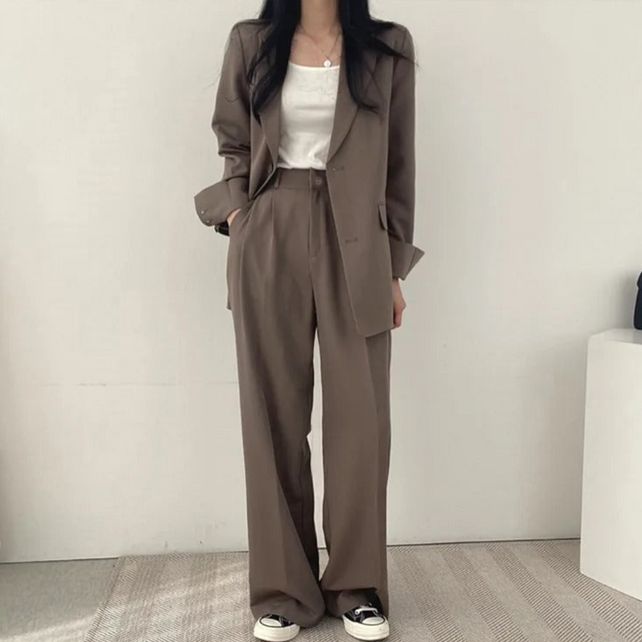 Gestructureerde en chique dames set met comfortabele blazer en broek
