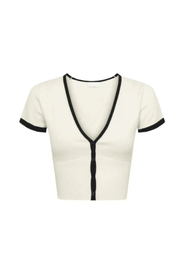 Biały damski komplet z plisowaną maxi spódnicą i krótkim topem