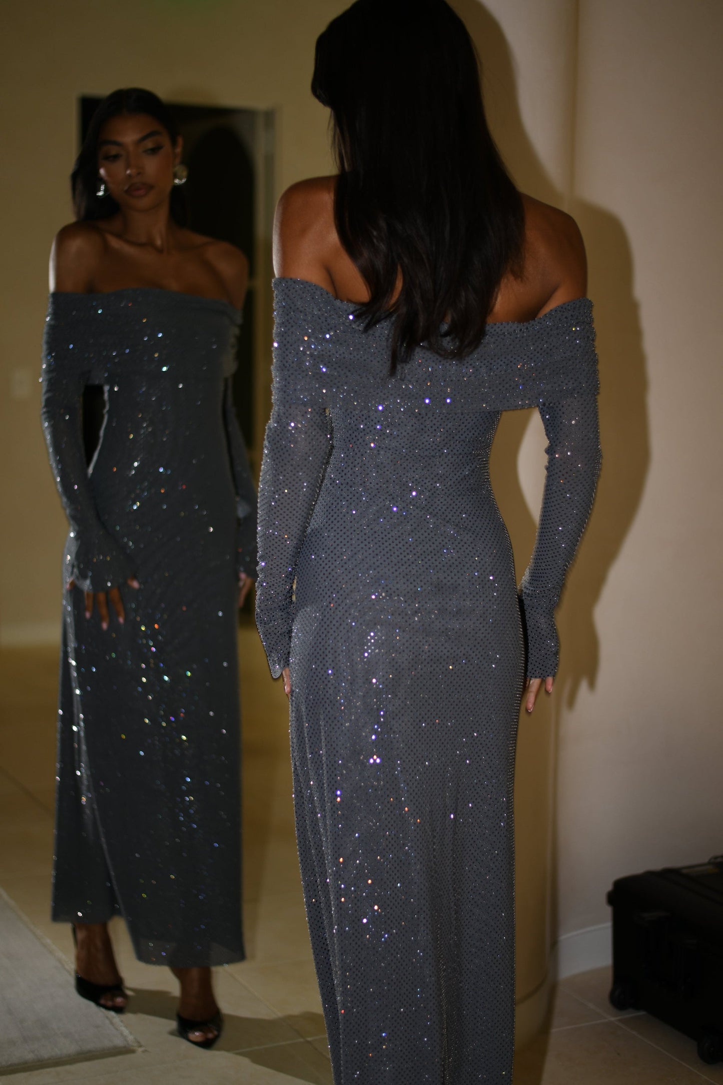 Tacy | Galajurk Strapless Glitter Jurk met Lange Mouwen