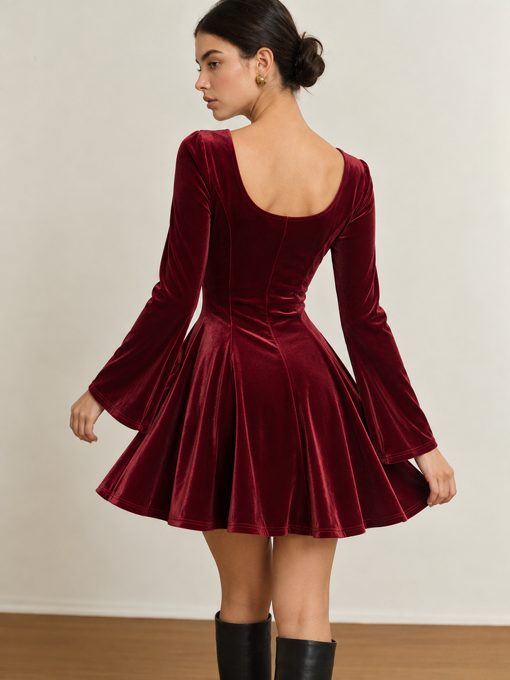 Elegant Red A-line Velvet Women's Mini Dress with Long Sleeves