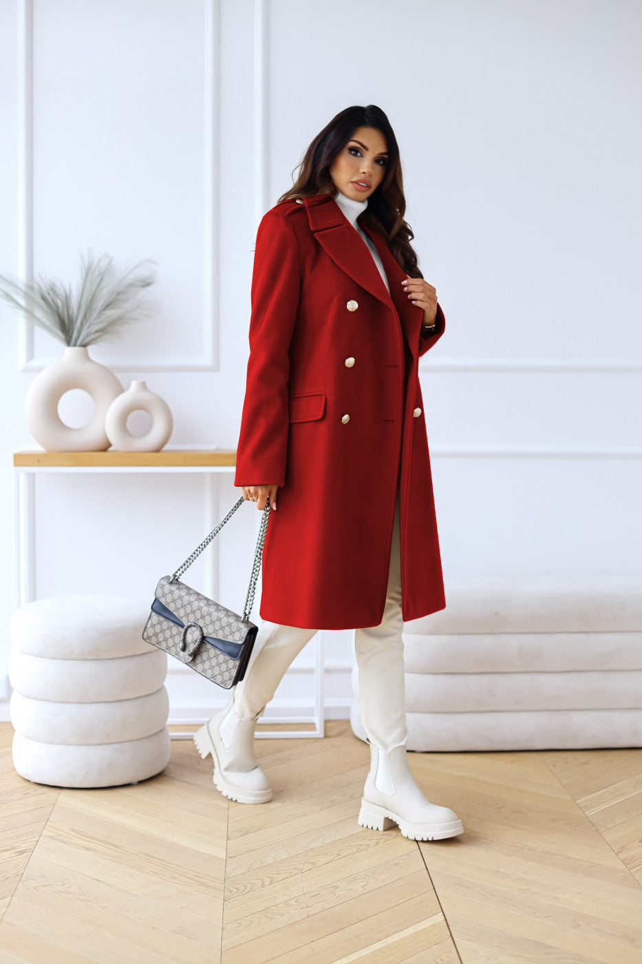 Chique Lange Getailleerde Wollen Dames Jas met Knopen Design