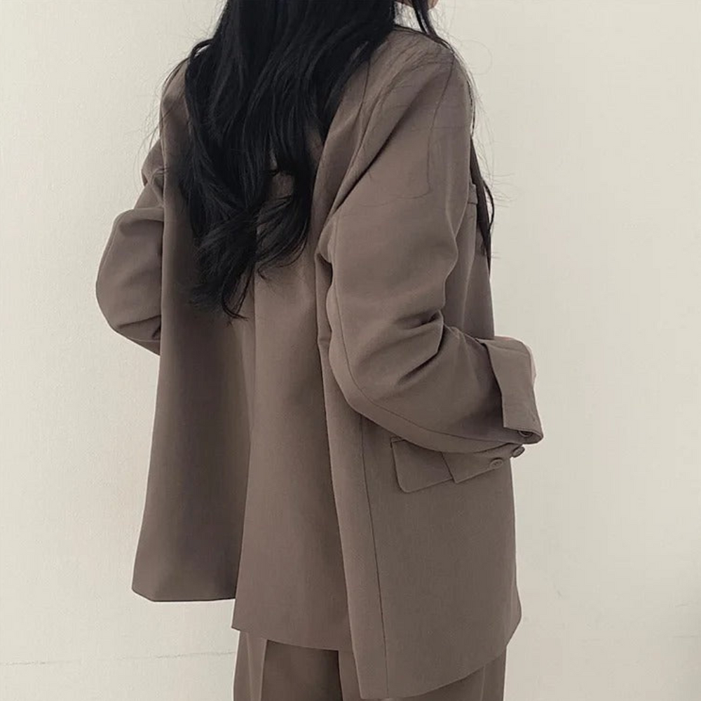 Gestructureerde en chique dames set met comfortabele blazer en broek