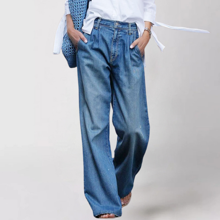 Comfortable High-Waist Women's Jeans with Wide Legs