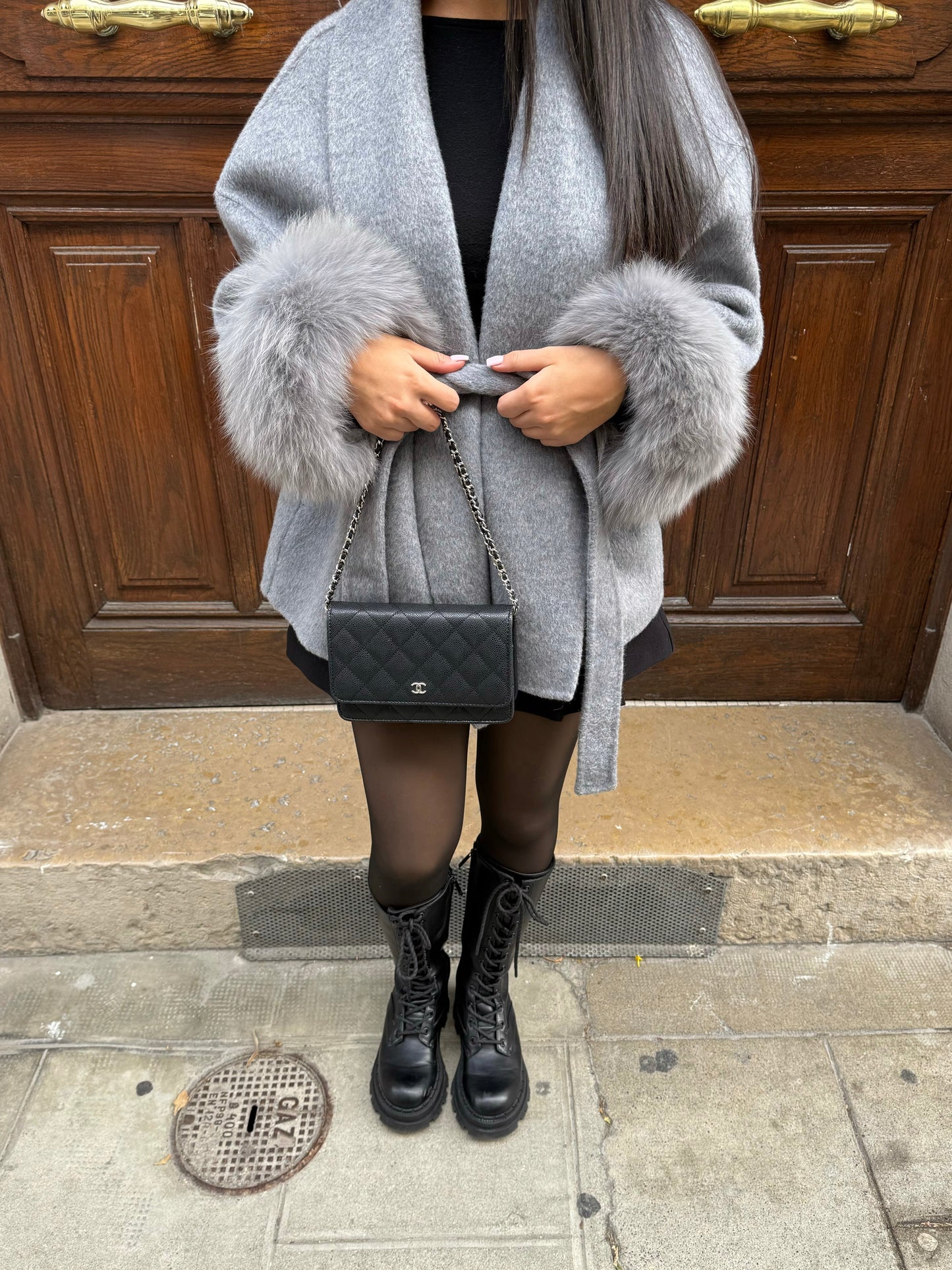Luxe Dames Wolmix Jas met Ceintuur en Faux Fur Mouwen