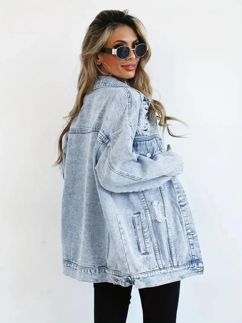 Veste en denim oversize pour femmes avec look audacieux et fermeture à boutons-pression