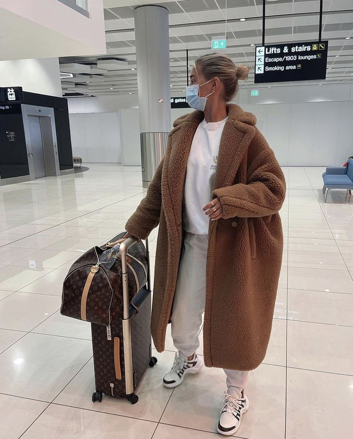 Soft Oversized Women's Winter Coat with Long Teddy Fit