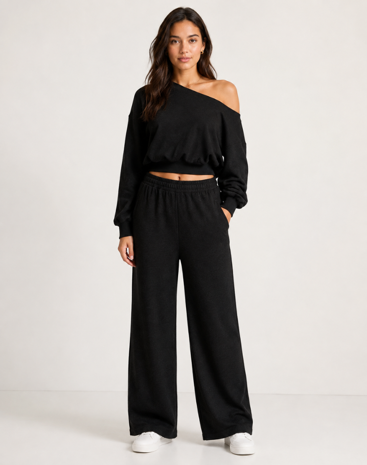 Trendy Dames Loungewear Set Met Off Shoulder Top En Wijde Pijpen