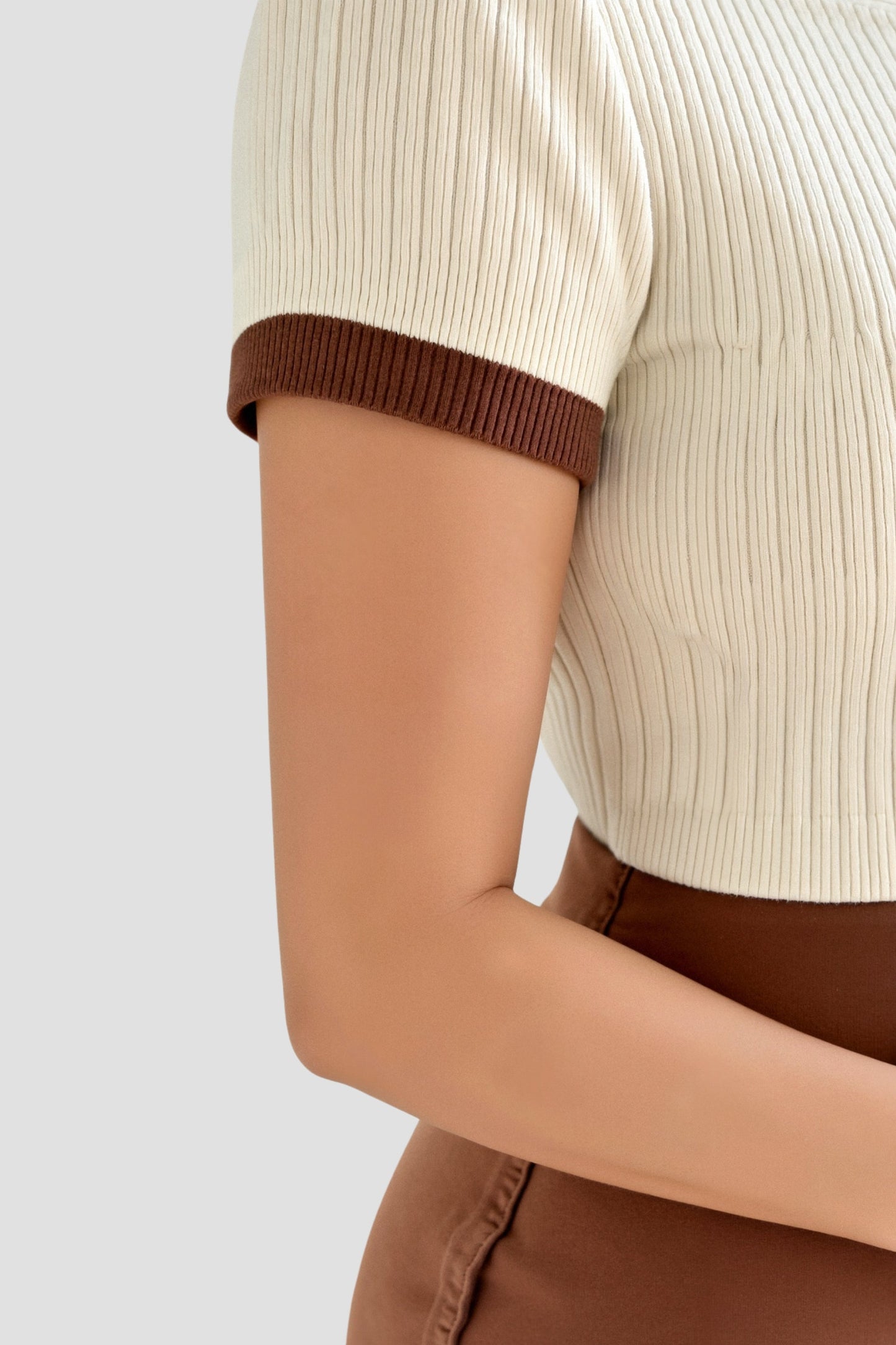 Geribd Dames Poloshirt Met Contrastkraag en Korte Mouwen
