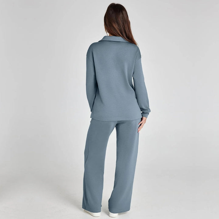 Eline | Ensemble lounge luxueux avec pantalon confortable et col en V