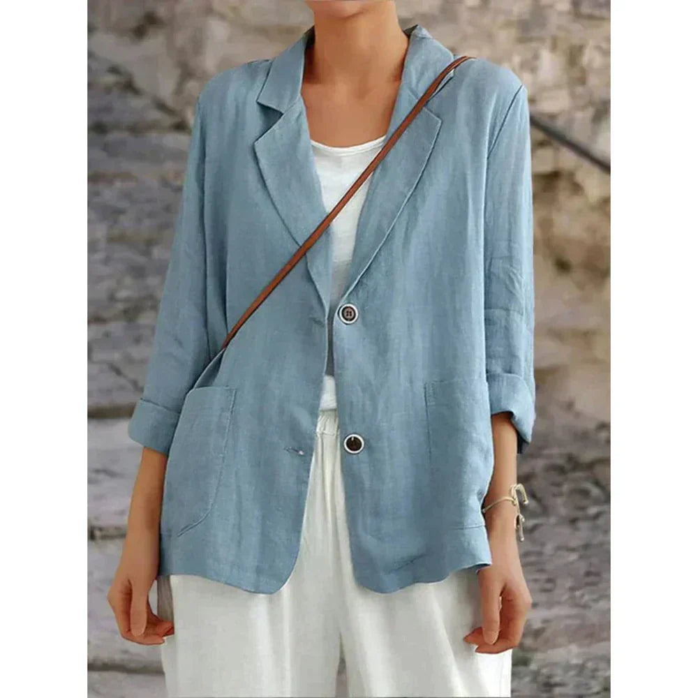 Licht getailleerde vrouwen blazer met casual knoop detail