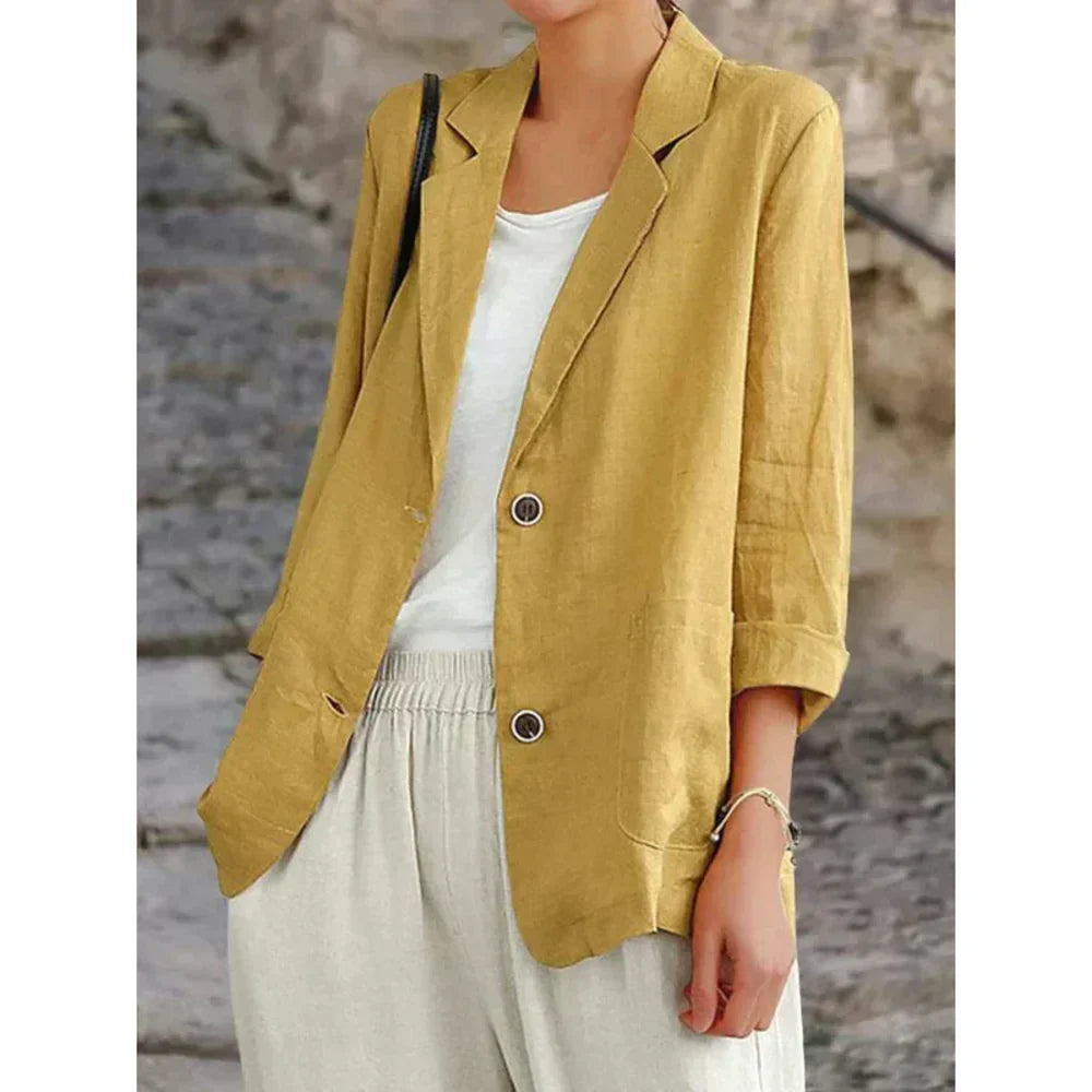 Blazer femme légèrement cintré avec détail de bouton décontracté