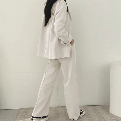 Gestructureerde en chique dames set met comfortabele blazer en broek
