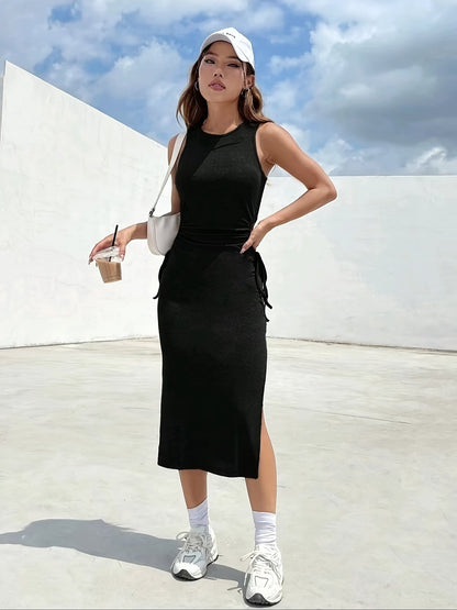 Fiana | Trendy Zwarte Midi Jurk Met Strikkoord