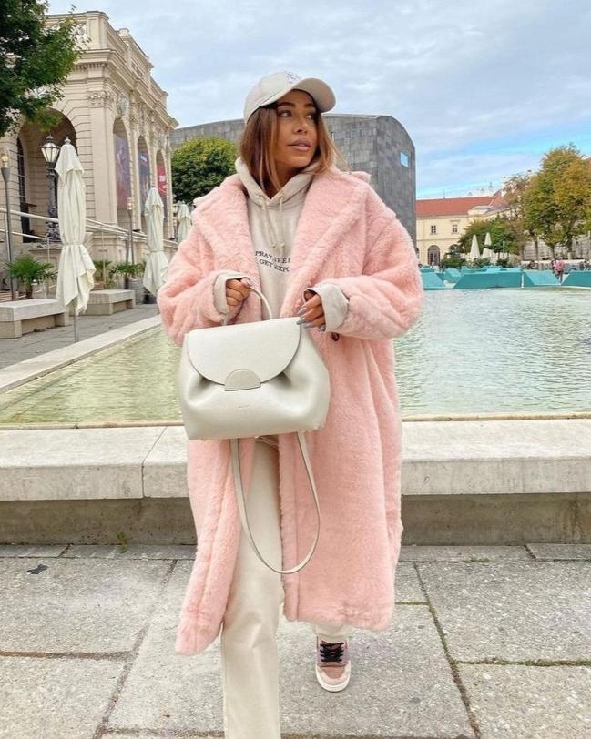 Soft Oversized Women's Winter Coat with Long Teddy Fit