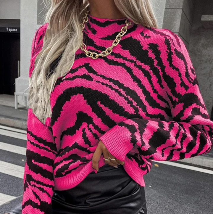 Oversized Gebreide Dames Trui met Abstracte Dierenprint en Hoge Hals