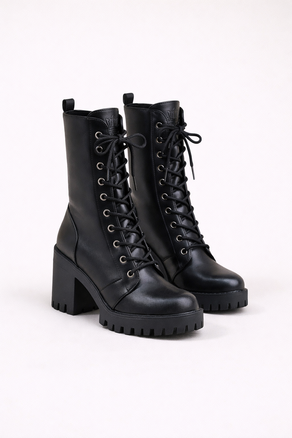 Chique Zwarte Dames Combat Boots met Veters en Chunky Hak