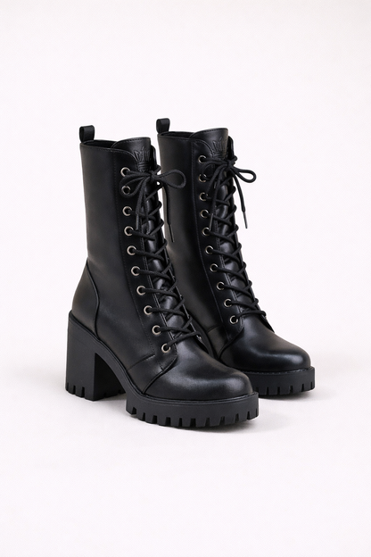 Chique Zwarte Dames Combat Boots met Veters en Chunky Hak