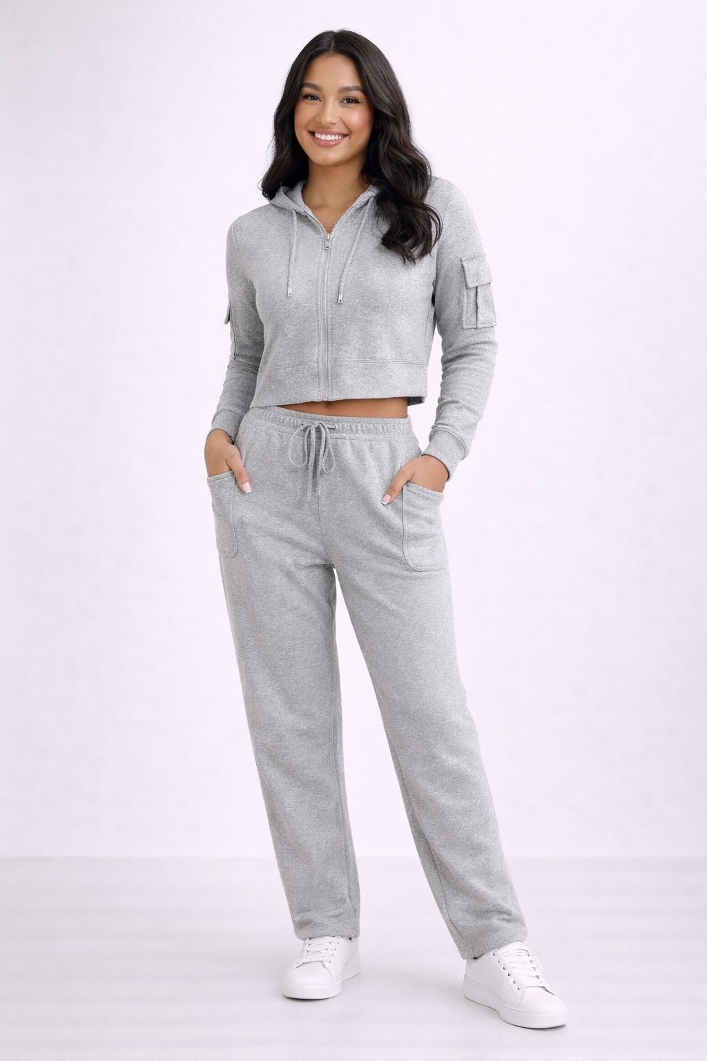 Ensemble Décontracté de Loungewear pour Femme avec Hoodie Court et Pantalon de Jogging