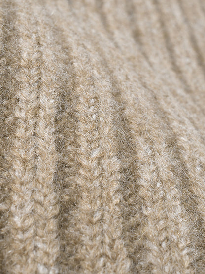 Zachte Winterse Dames Gebreide Muts van Wol met Rib Structuur