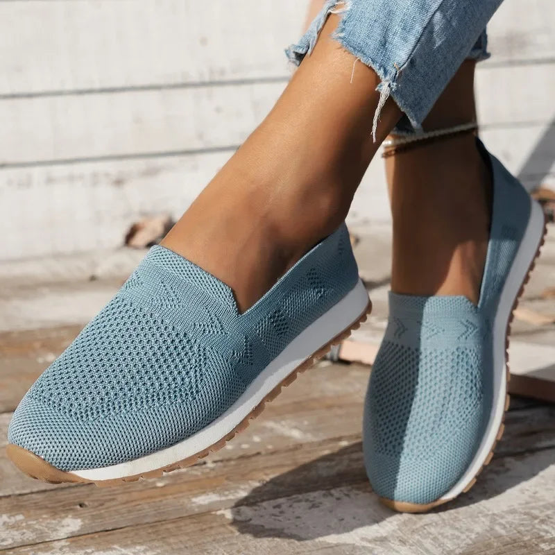 Chaussures slip-on respirantes pour femmes avec semelle légère