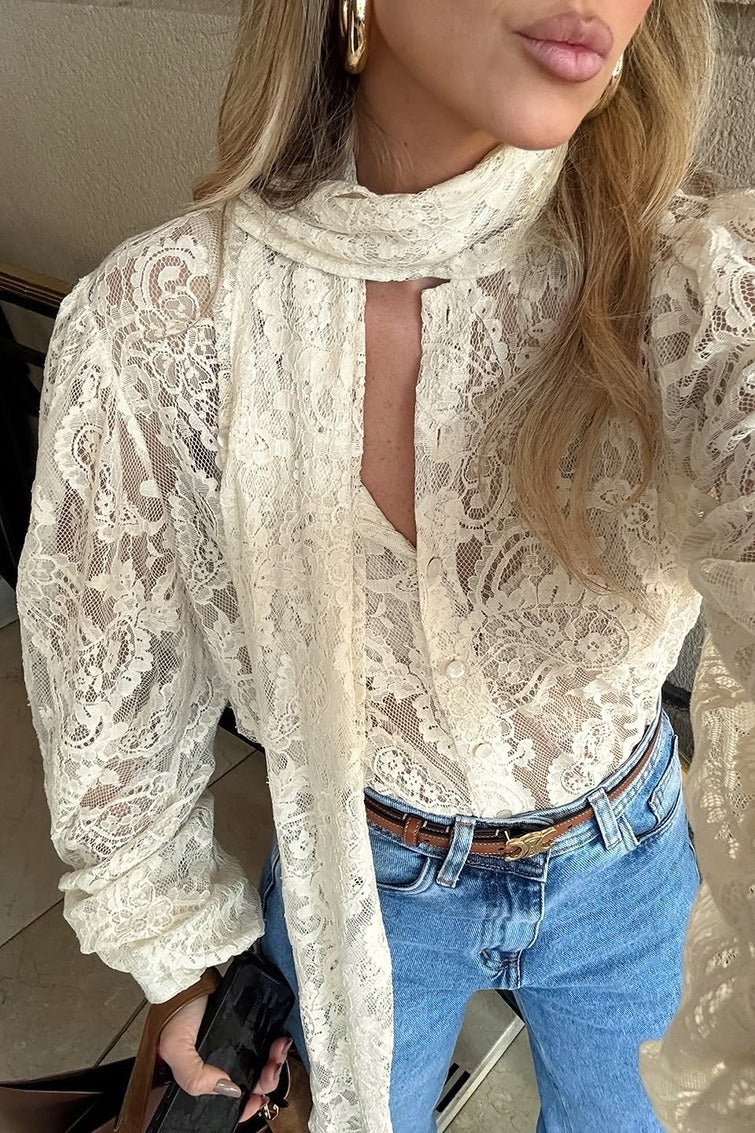 Dunja | Witte Blouse Dames - Doorzichtige Kanten Accenten, Romantisch Strikdetail 7