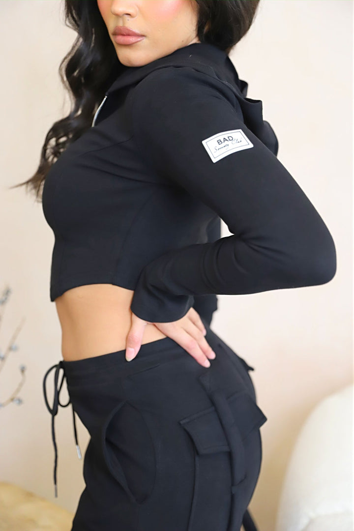 Ensemble Décontracté de Loungewear pour Femme avec Hoodie Court et Pantalon de Jogging