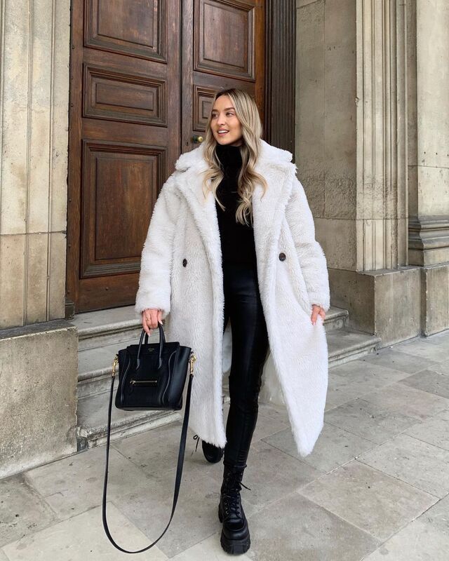 Zachte oversized dames winterjas met lange teddy pasvorm