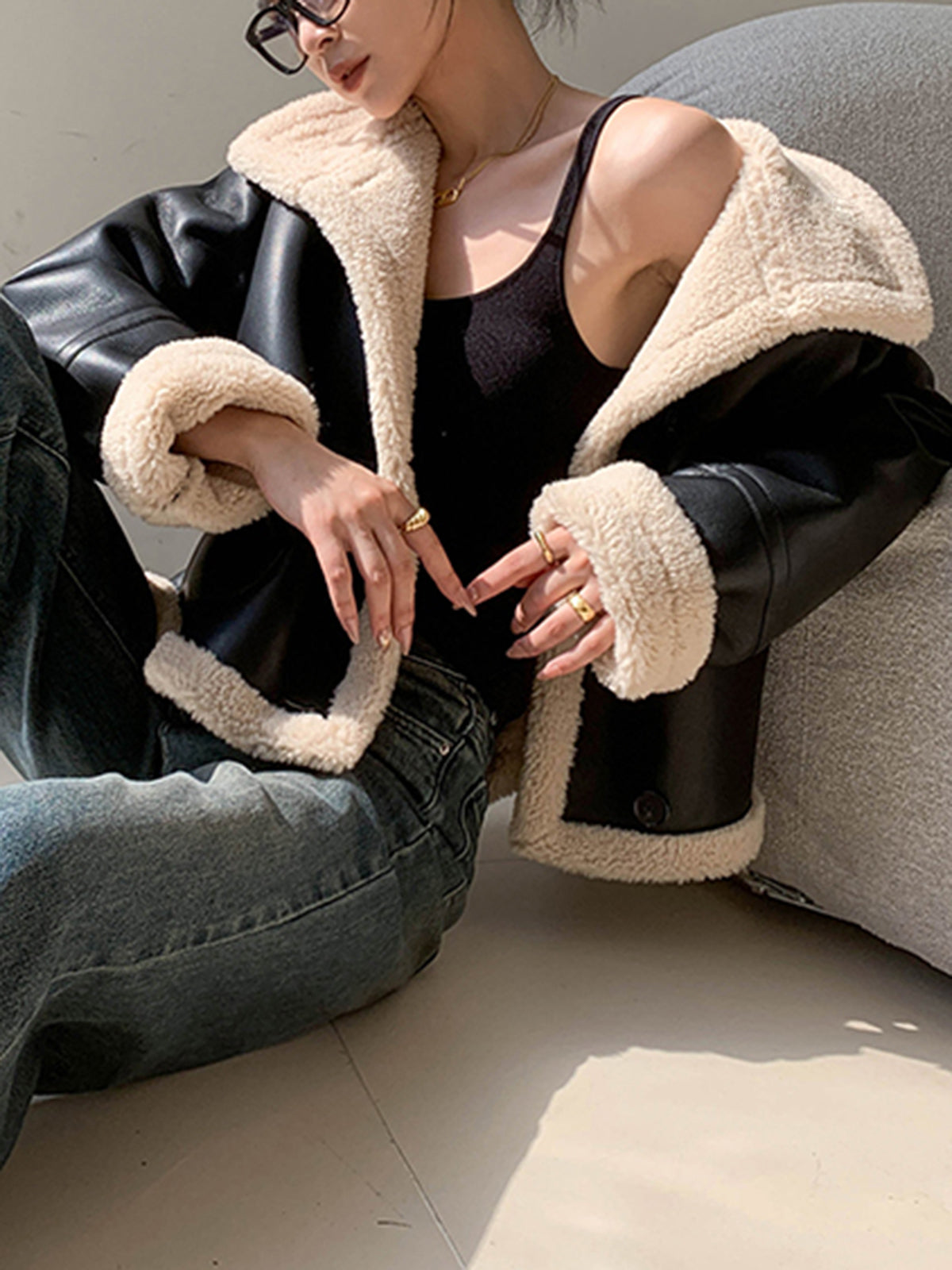 Trendy Dames Leren Jas met Fleece Voering en Knopen