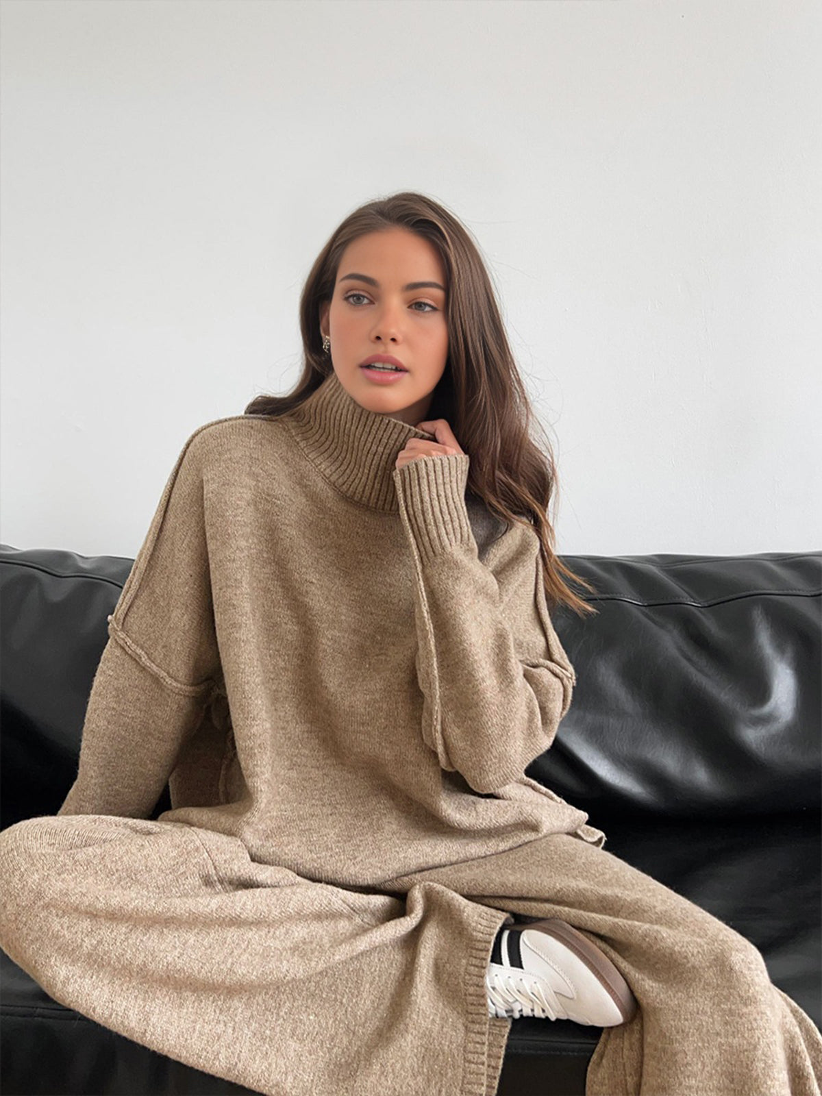 Oversized Winterse Dames Loungewear Set met Coltrui en Wijde Broek