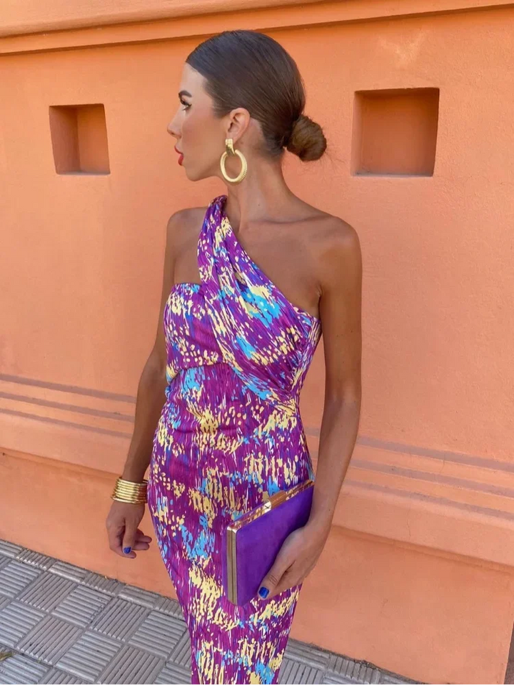 Przewiewna letnia damska sukienka midi z jednym ramieniem i nadrukiem