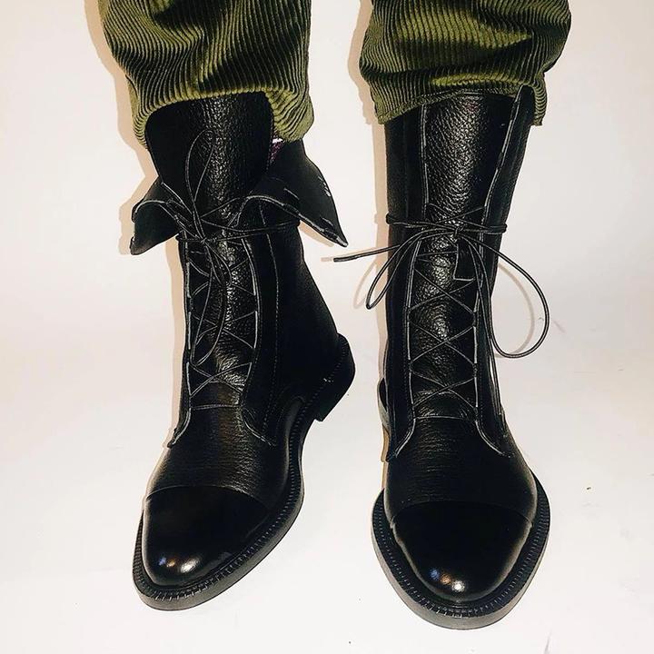 Bottines En Cuir Tendance Femme Avec Lacets Et Semelle Robuste