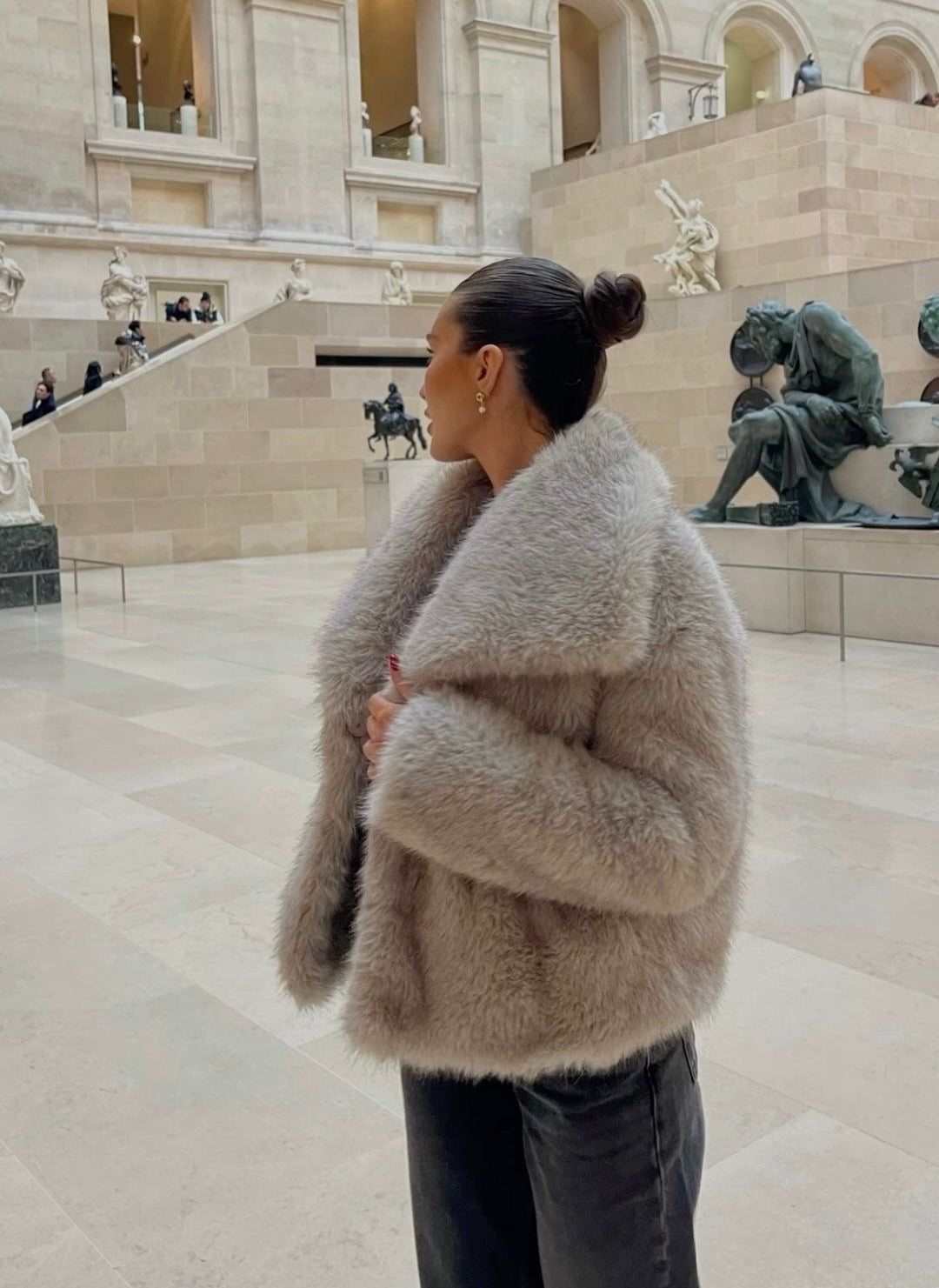 Luxe zachte dames jas met elegant faux fur design