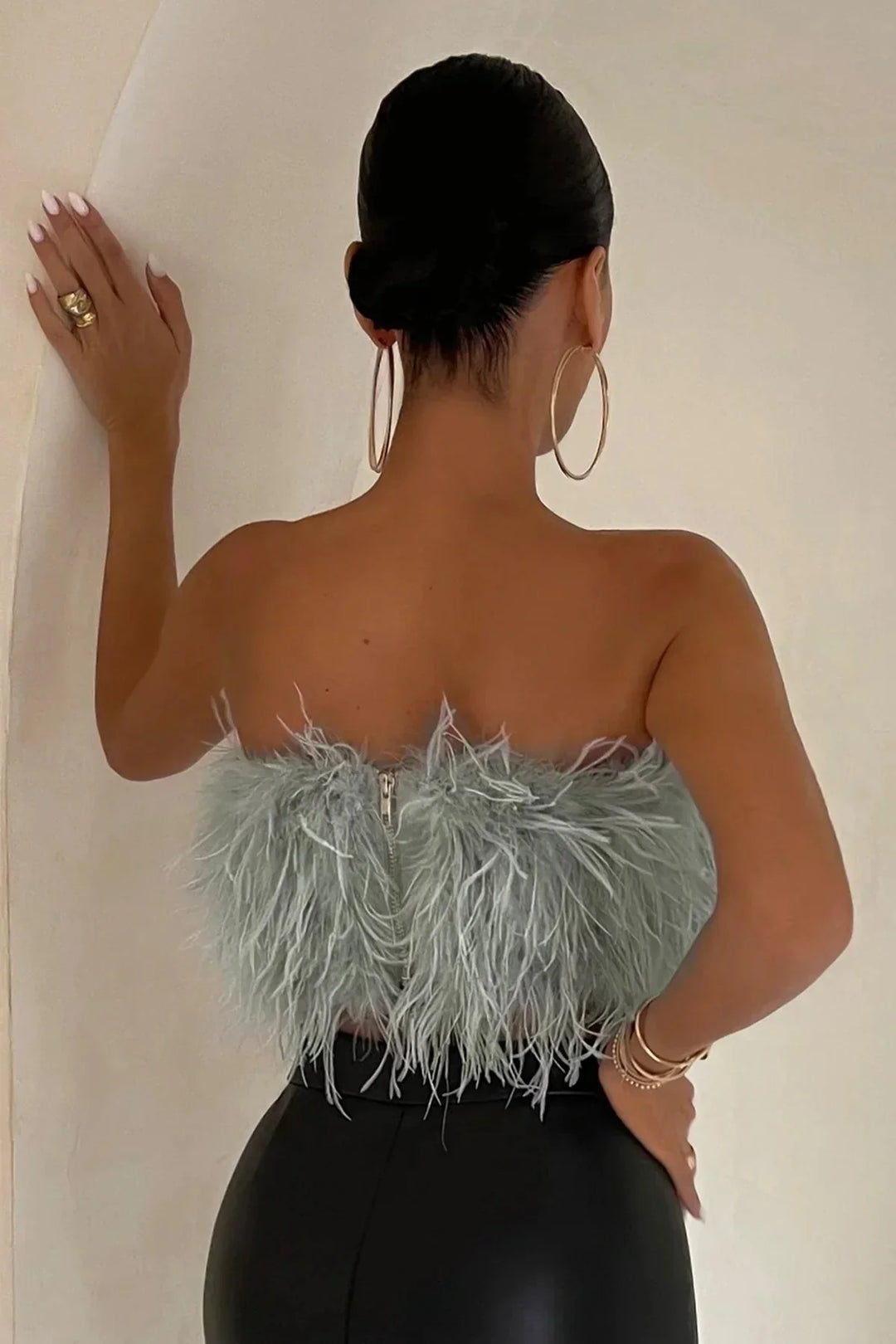 Genevieve | Crop top à plumes