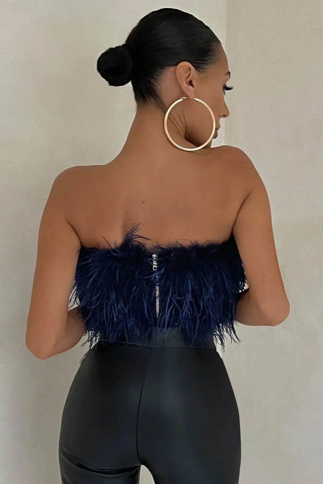 Genevieve | Crop top à plumes