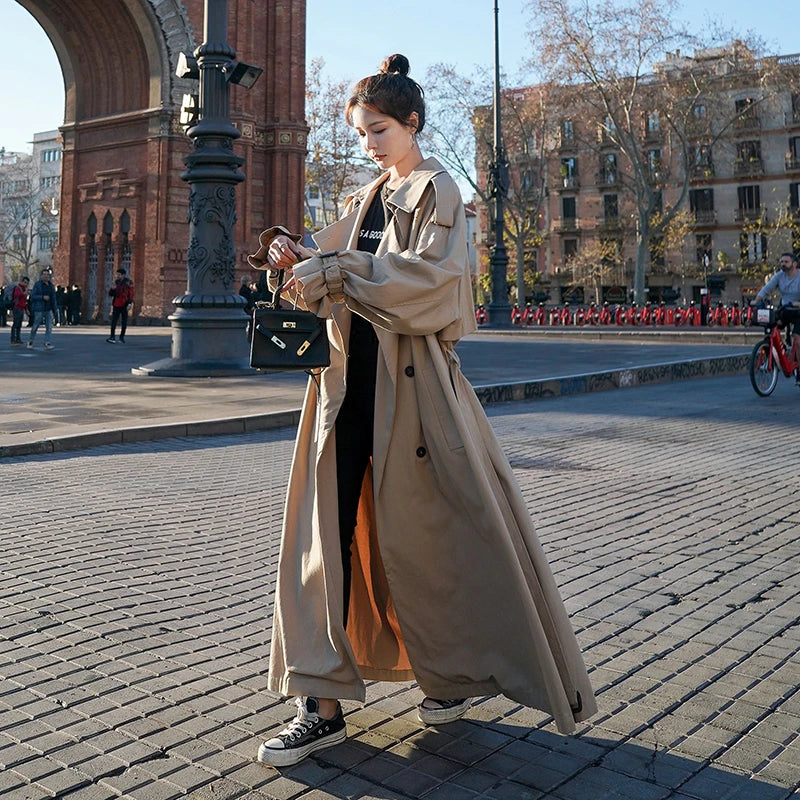 Lange Oversized Dames Trenchcoat met Dubbele Knoopsluiting en Ceintuur